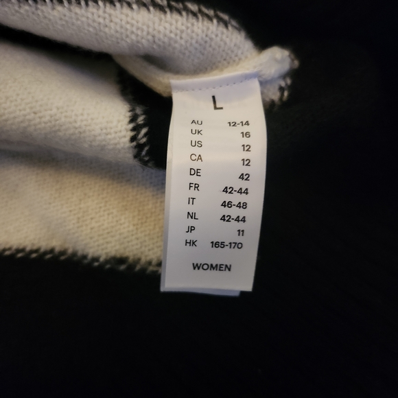 BRAND NEW in Gift Box With Tags Womens LilySilk  Round Neck Argyle Sweater Large - Picture 9 of 12